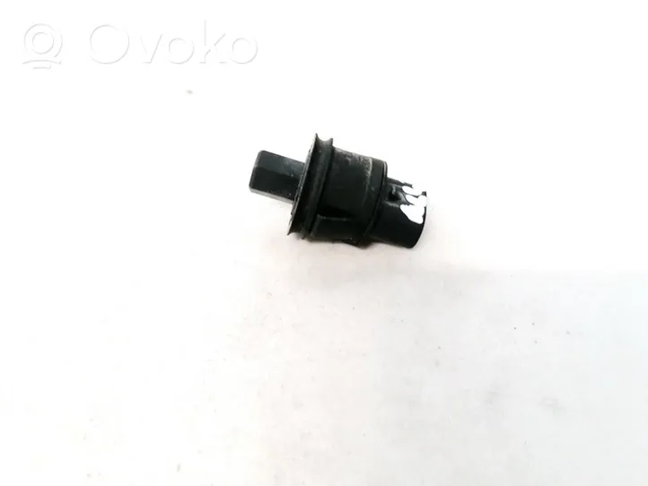 Volkswagen Golf III Front door sensor 1H0947563C