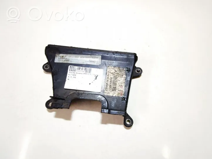 Toyota Avensis T220 Osłona paska / łańcucha rozrządu 1130402040