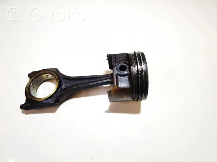 Opel Astra F Piston with connecting rod 