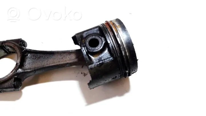 Citroen ZX Piston with connecting rod 