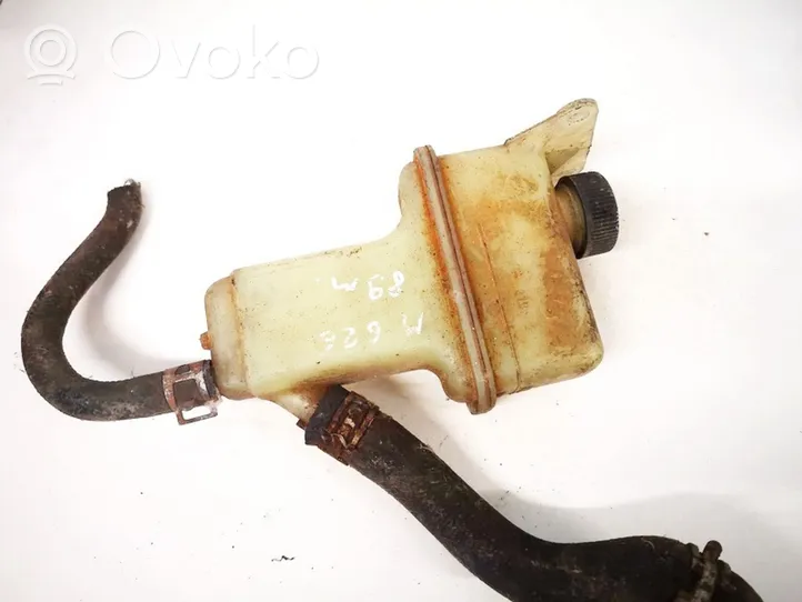 Mazda 626 Serbatoio/vaschetta del liquido del servosterzo 