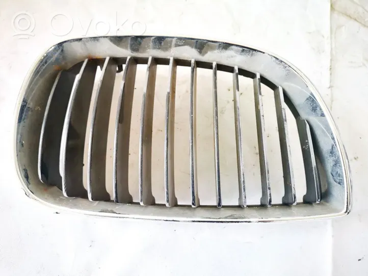 BMW 1 E81 E87 Atrapa chłodnicy / Grill 511370771309