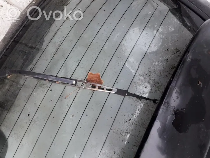 Nissan Almera Ramię wycieraczki szyby tylnej 