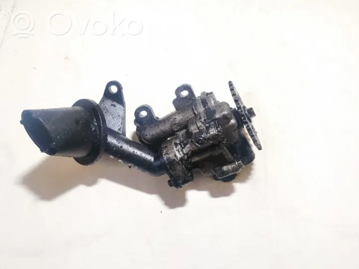 Ford Mondeo Mk III Pompe à huile 070905165