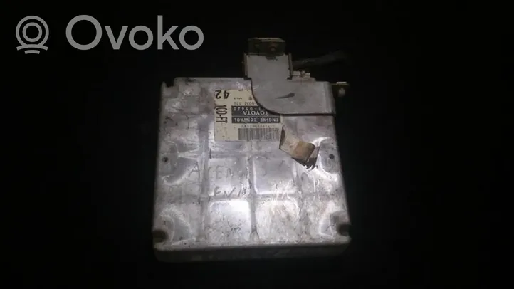 Toyota Avensis T220 Sterownik / Moduł ECU 896105420