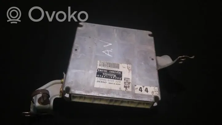 Toyota Avensis T220 Calculateur moteur ECU 8966144300