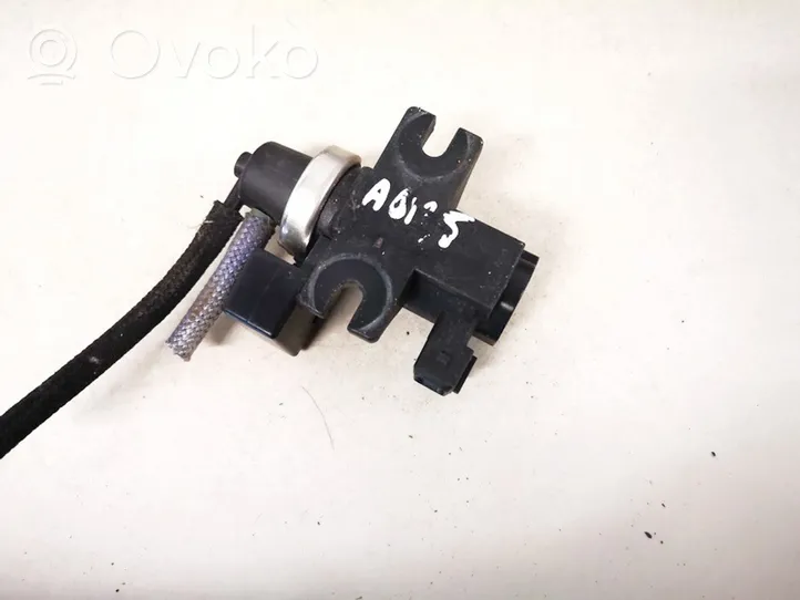 BMW X3 E83 Solenoidinis vožtuvas 2247906