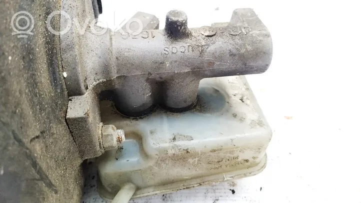 Opel Omega B1 Master brake cylinder 