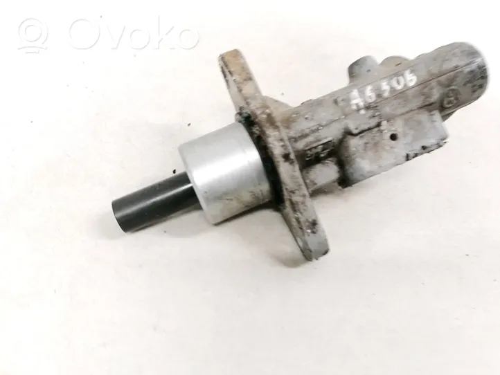 Volkswagen PASSAT B4 Master brake cylinder 