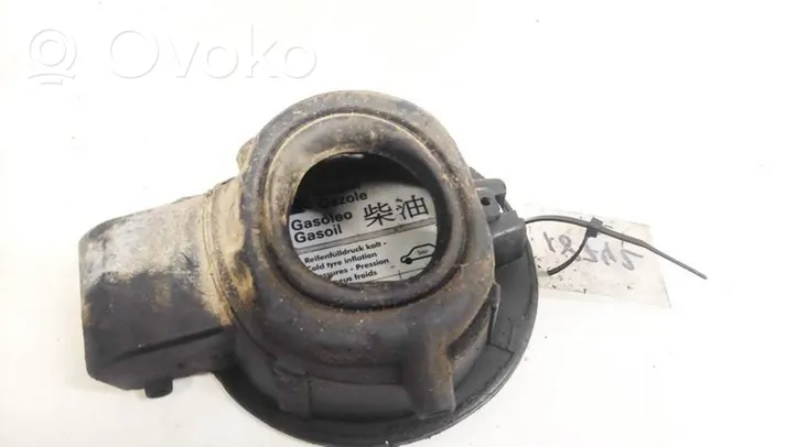 Volkswagen PASSAT B5.5 Bouchon, volet de trappe de réservoir à carburant 3B0010275L