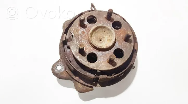 Toyota Avensis Verso Rear wheel hub 