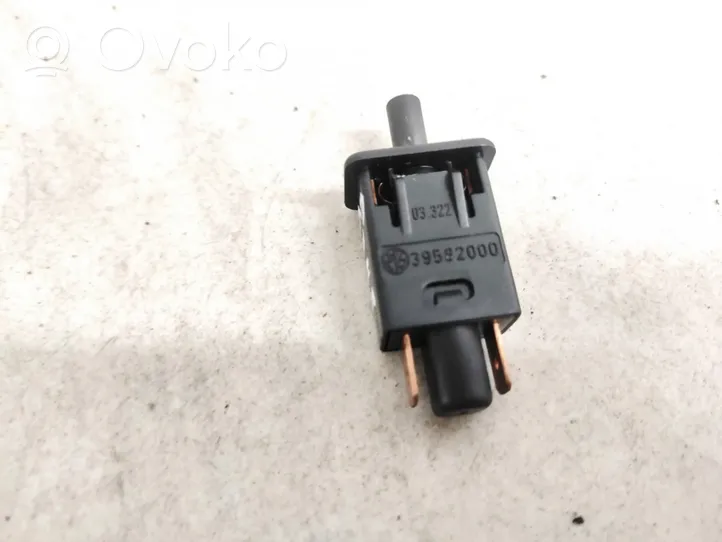 Mitsubishi Space Star Brake pedal sensor switch 39582000