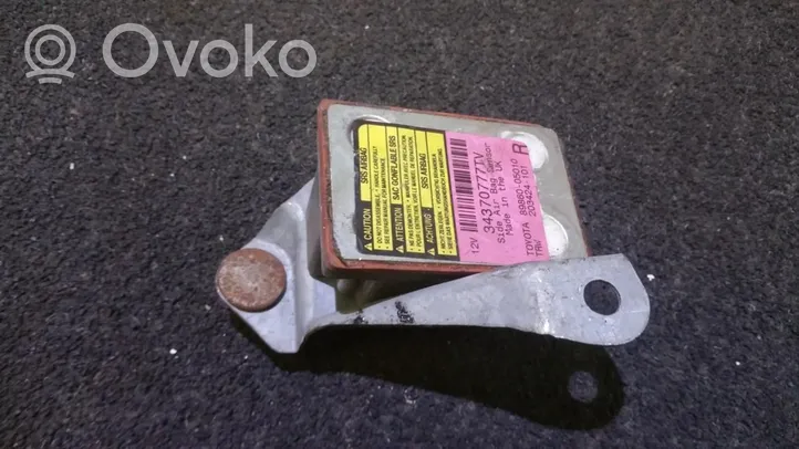 Toyota Avensis T220 Module de contrôle airbag 8986005010