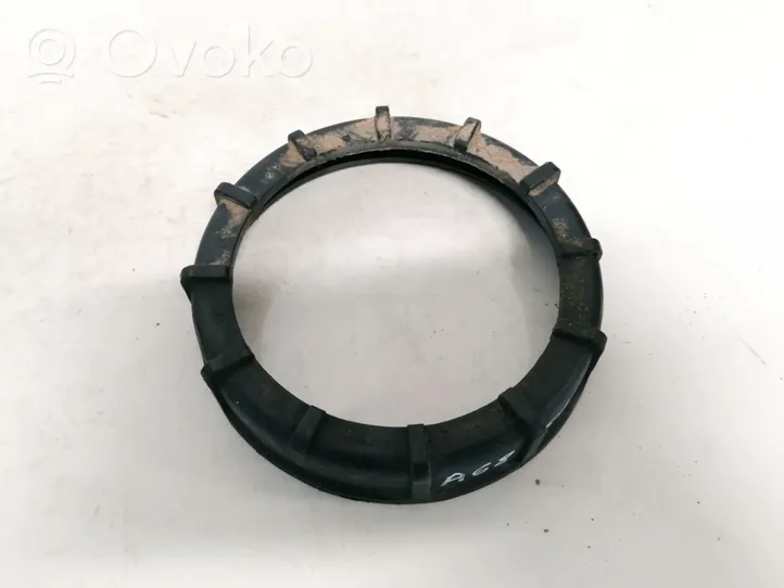 Skoda Octavia Mk1 (1U) Anello/dado di bloccaggio della vite della pompa del carburante nel serbatoio 