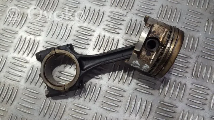 Hyundai Accent Piston with connecting rod 