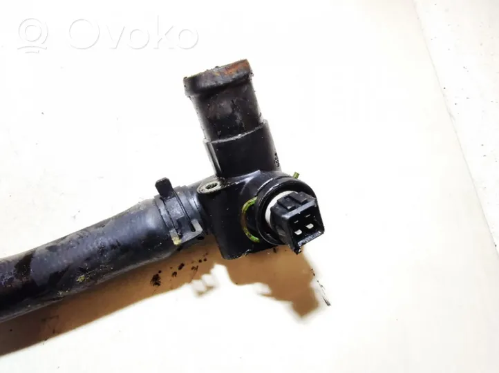 Audi A4 S4 B5 8D Engine coolant pipe/hose 028121133