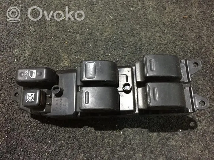 Toyota Prius (XW20) Elektrisko logu slēdzis 8482047012