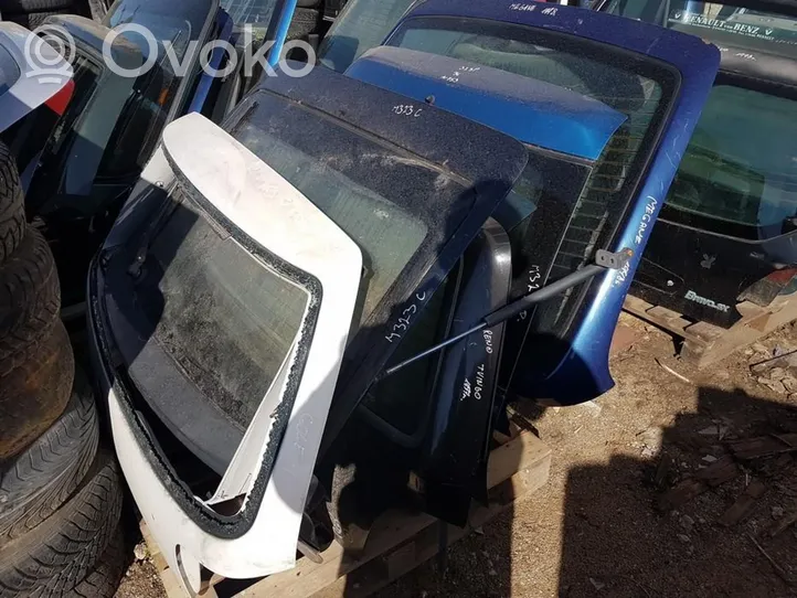 Renault Twingo I Aizmugurējais pārsegs (bagāžnieks) 