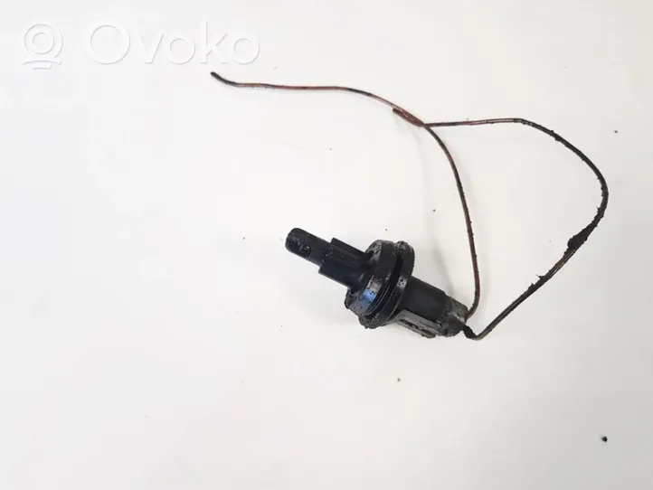 Opel Tigra A Sensor de temperatura interna/externa 90470294