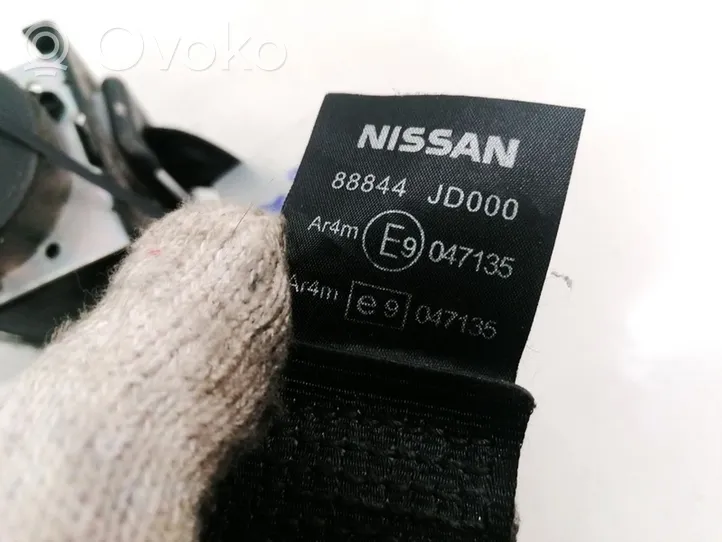 Nissan Qashqai Задний ремень безопасности 88844JD000