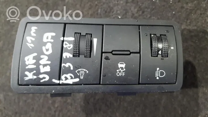 KIA Venga Headlight level height control switch 933001P800