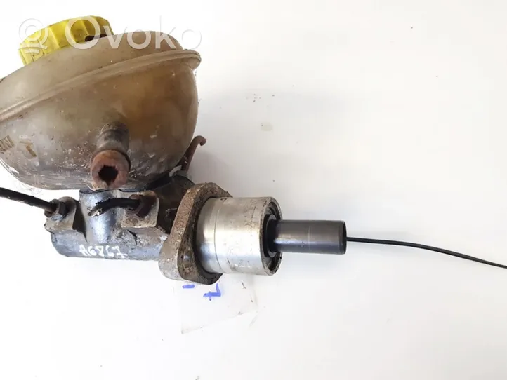 Audi 80 90 B2 Master brake cylinder 