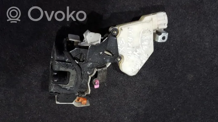 Nissan Maxima Zamek drzwi tylnych 8255279907