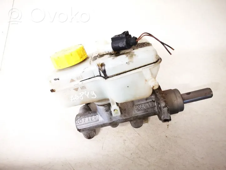 Volkswagen Polo IV 9N3 Master brake cylinder 