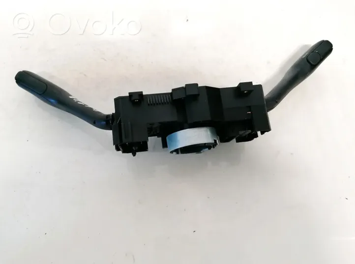 Audi TT Mk1 Leva/interruttore dell’indicatore di direzione e tergicristallo 8l0953513g