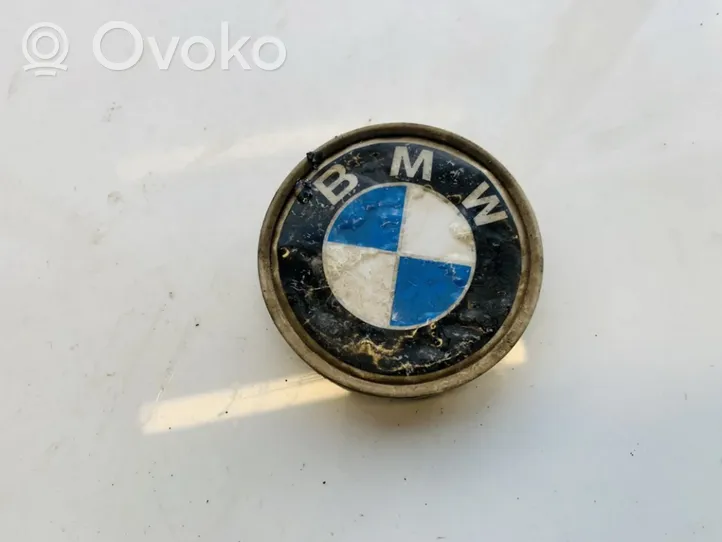 BMW 5 E39 Enjoliveur d’origine 6768640