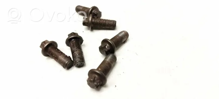 Ford Focus Nuts/bolts 