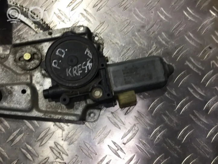 BMW 3 E36 Moteur de lève-vitre de porte avant 