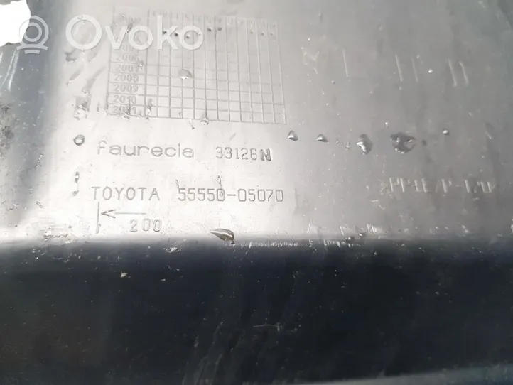 Toyota Avensis T250 Boite à gants 555005070