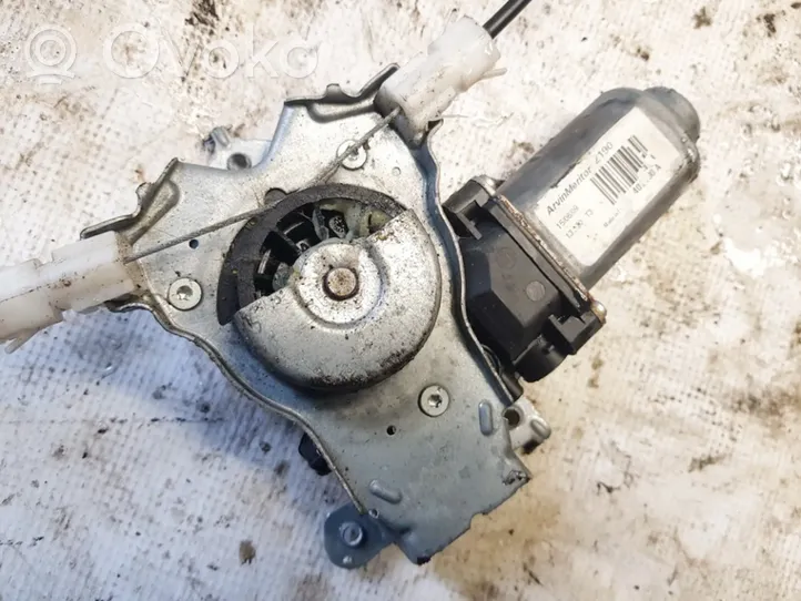 Nissan Qashqai Galinis varikliukas langų pakėlėjo 150609