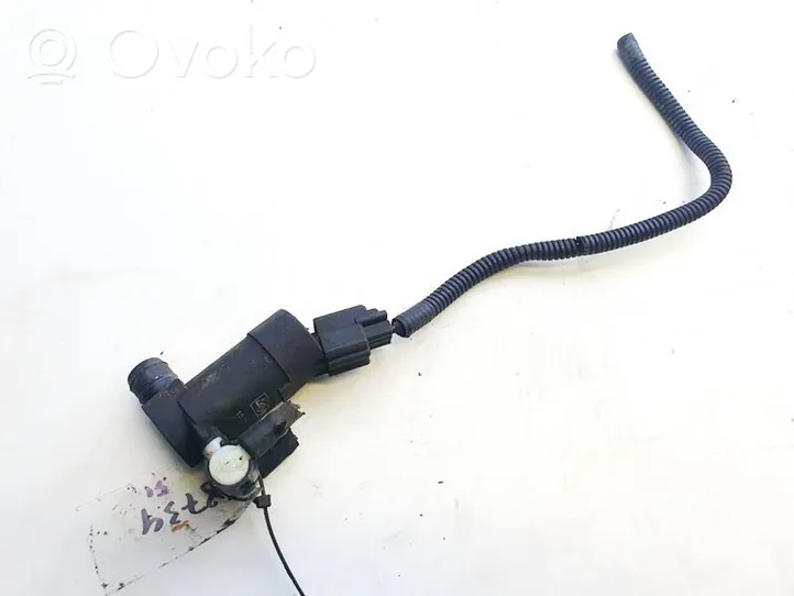 Volvo V50 Windscreen/windshield washer pump 1s7117k624fe