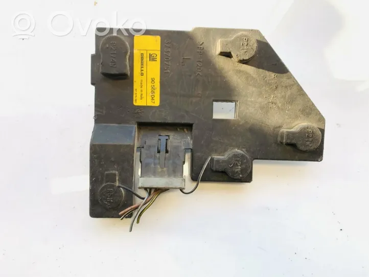 Opel Vectra B Porte ampoule de feu arrière 90568047