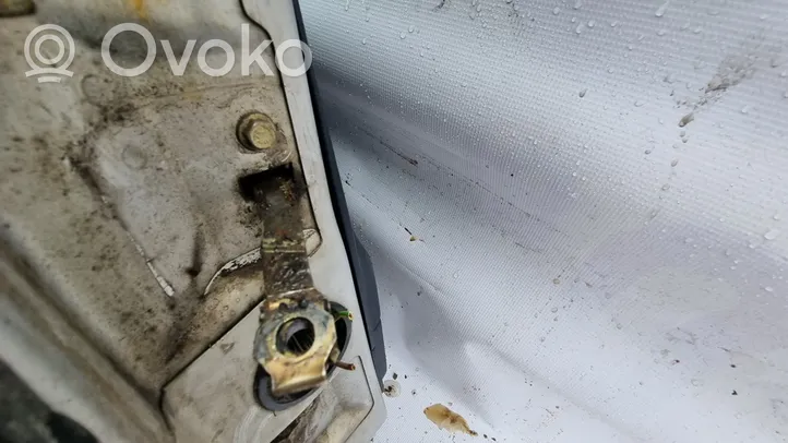 Ford Galaxy Priekinių durų atvėrimo ribotuvas 
