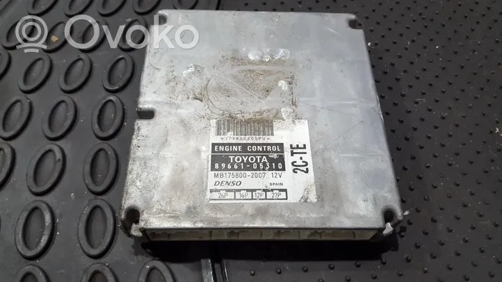 Toyota Avensis T220 Calculateur moteur ECU 8966105310