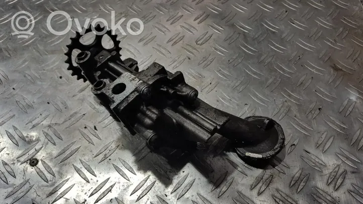 Renault Scenic I Oil pump 7700600252