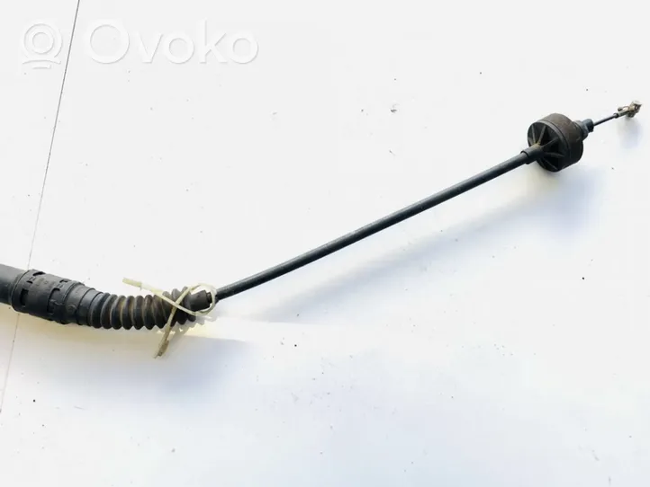 Volkswagen Golf III Cable d'embrayage 1h1721335a