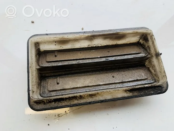 Opel Zafira B Część rury dolotu powietrza 24430219