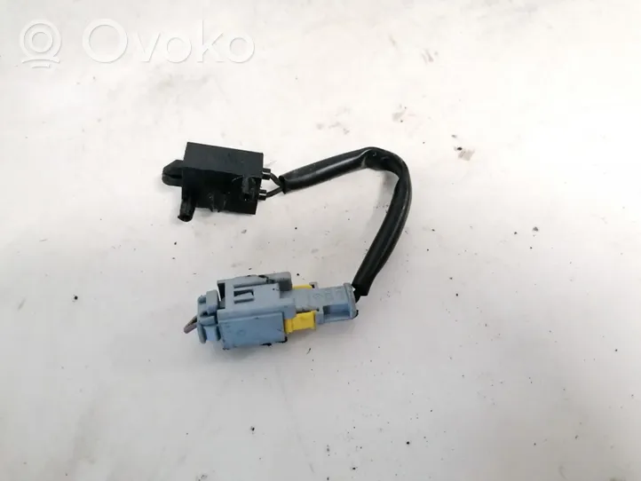 Citroen C4 I Clutch pedal sensor 95835t02