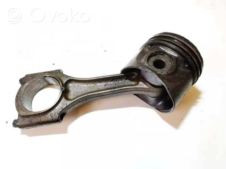 Opel Vectra B Piston with connecting rod 