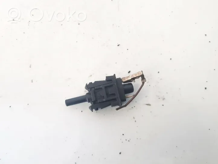 Mercedes-Benz Vito Viano W638 Interruttore del pedale del freno 0015458714