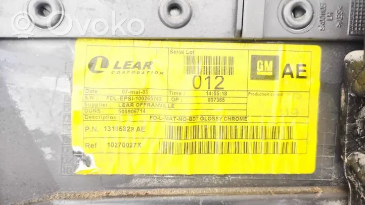 Opel Signum Front door card panel trim 13105829AE