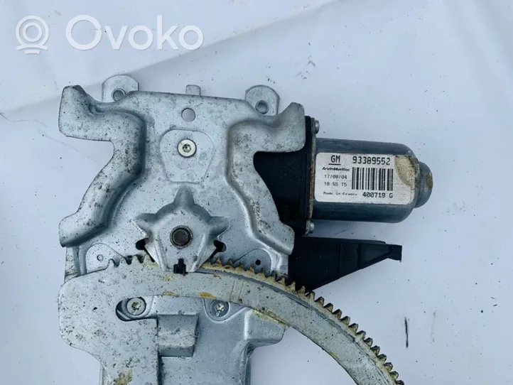 Opel Meriva A Moteur de lève-vitre de porte avant 93389552