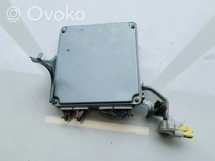 Toyota Avensis Verso Moottorin ohjainlaite/moduuli 8966144360