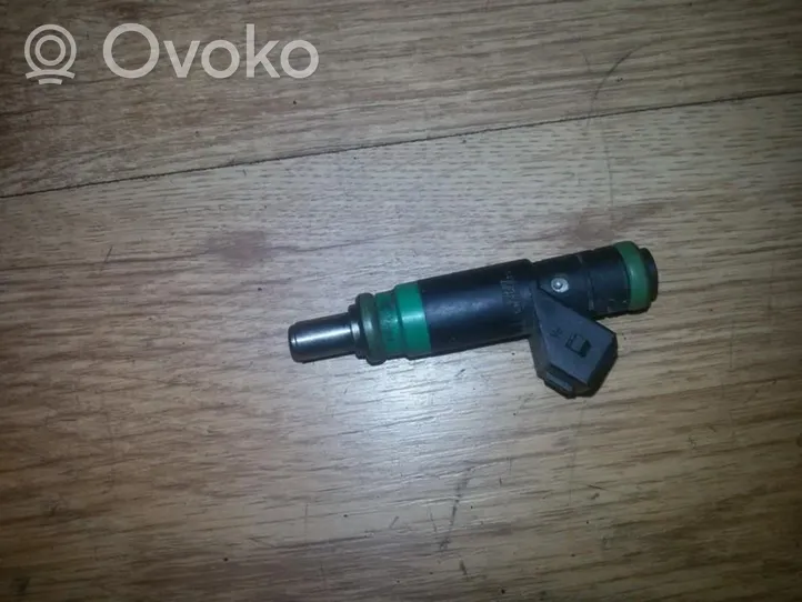 Ford Fiesta Injecteur de carburant 98MFBB