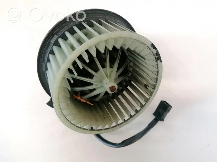 Audi 80 90 S2 B4 Pulseur d'air habitacle 893819021