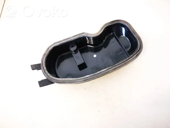 Volkswagen Polo III 6N 6N2 6NF Headlight/headlamp dust cover 